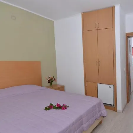 Otel Esperia Pefkari