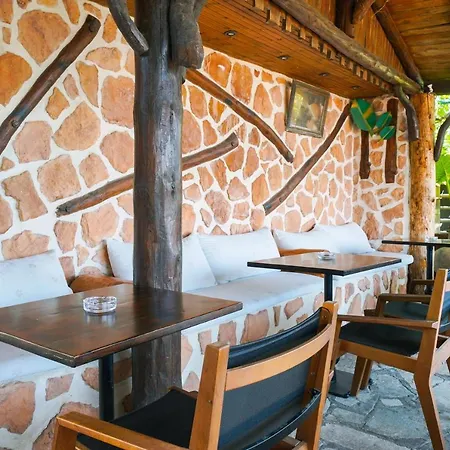 Esperia ホテル ペフカリ